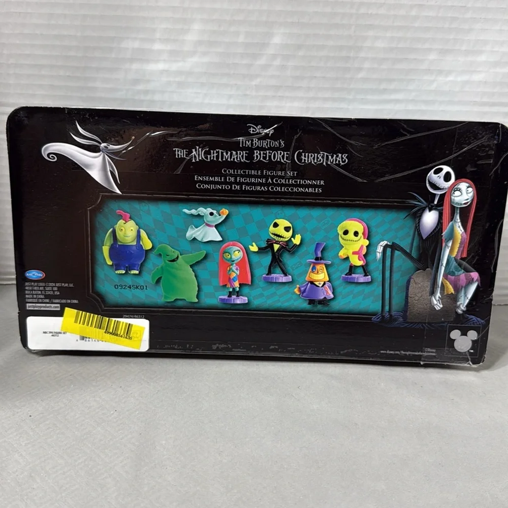 Disney Tim Burton’s The Nightmare Before Christmas 7 Pc Collectible Figure Set